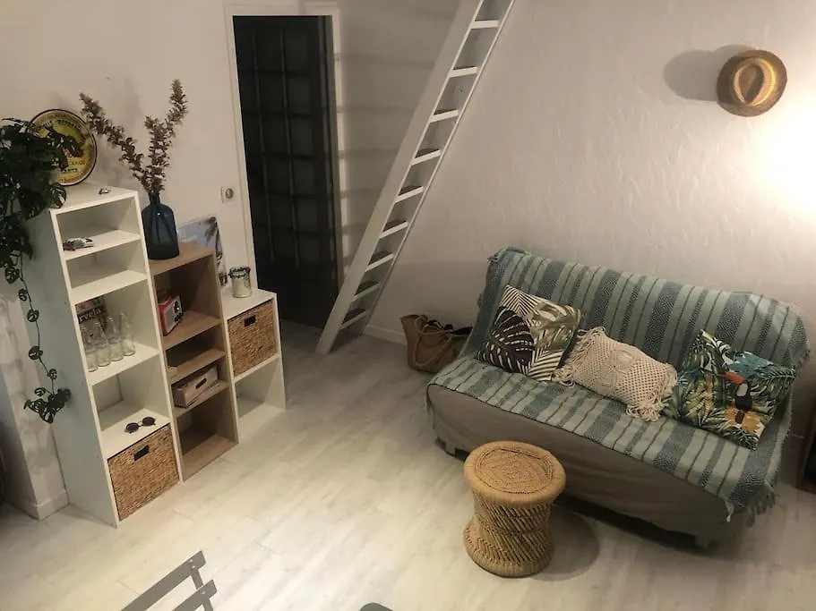 Appartement Vue Mer Et Esterel Avec Piscine Saint-Raphael  0*, Saint-Raphael (Var) France